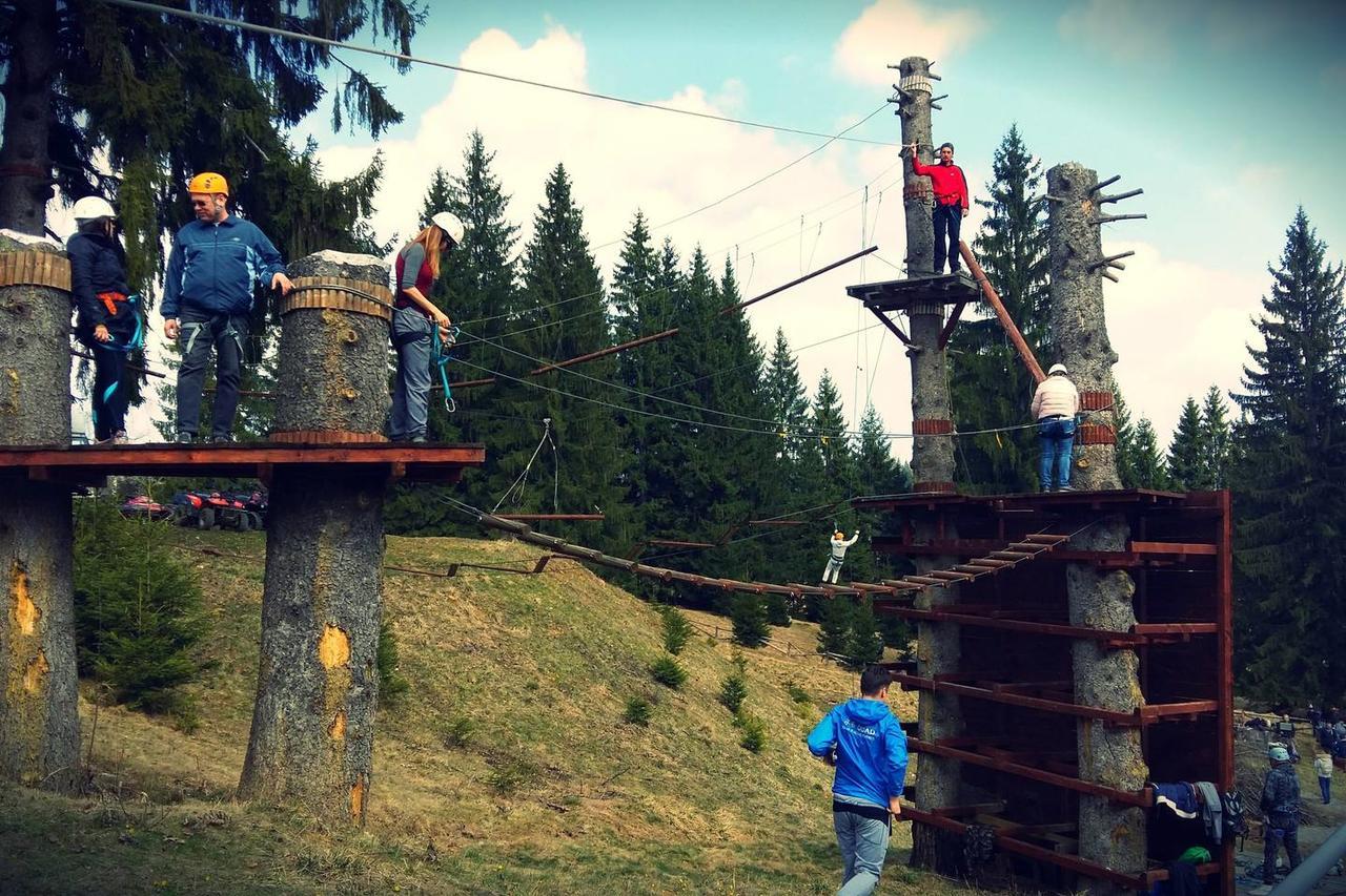 The Evergreen Nest - Silver Mountain Poiana Brasov Exteriör bild